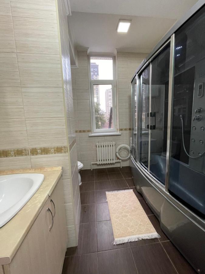 Rent Home Kg На Манаса Боконбаева Bisjkek Buitenkant foto