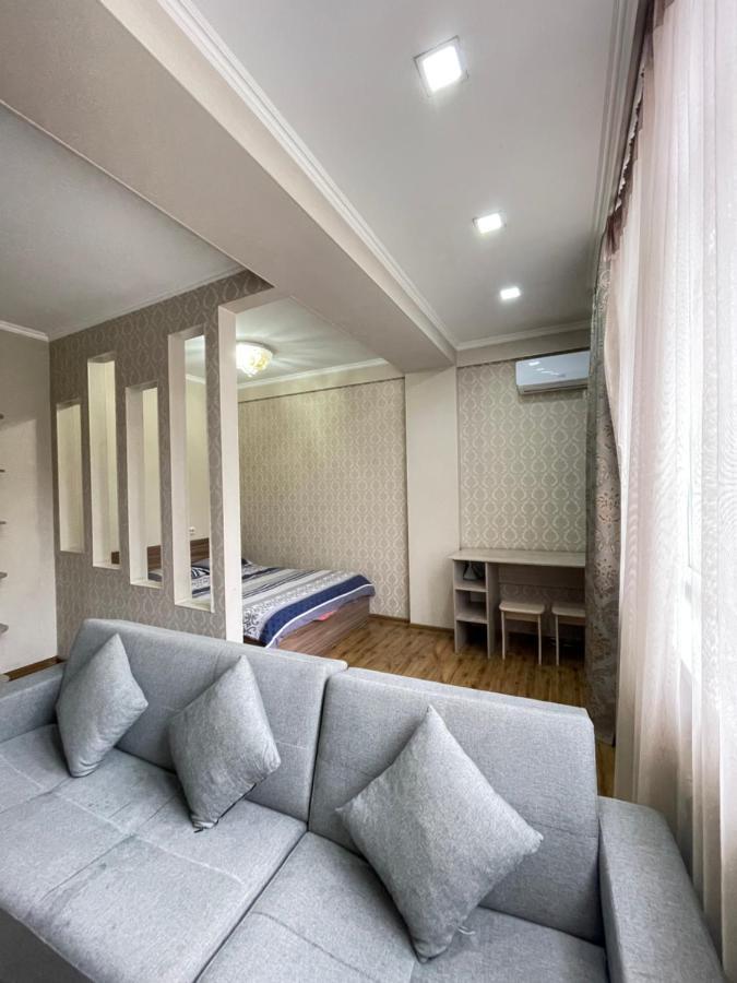 Rent Home Kg На Манаса Боконбаева Bisjkek Buitenkant foto